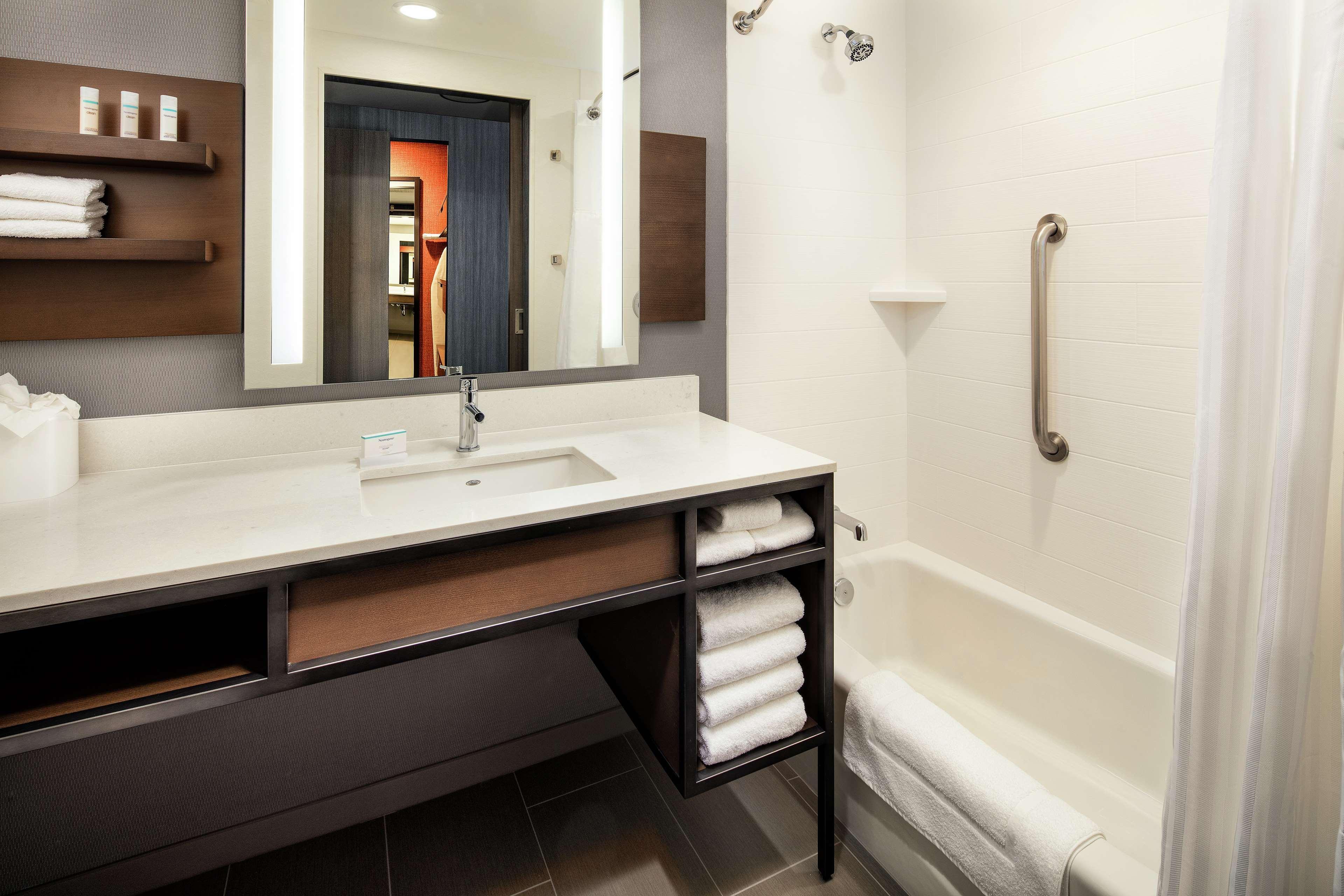 Hilton Garden Inn Sacramento Airport Natomas Buitenkant foto